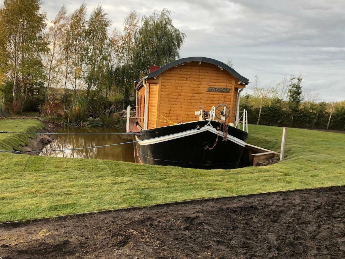 Dutch Hausboat "Molendiep" Built 1909 Mosty Exteriör bild